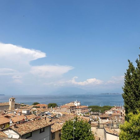 Haus Martina Apartment Desenzano del Garda Exterior photo